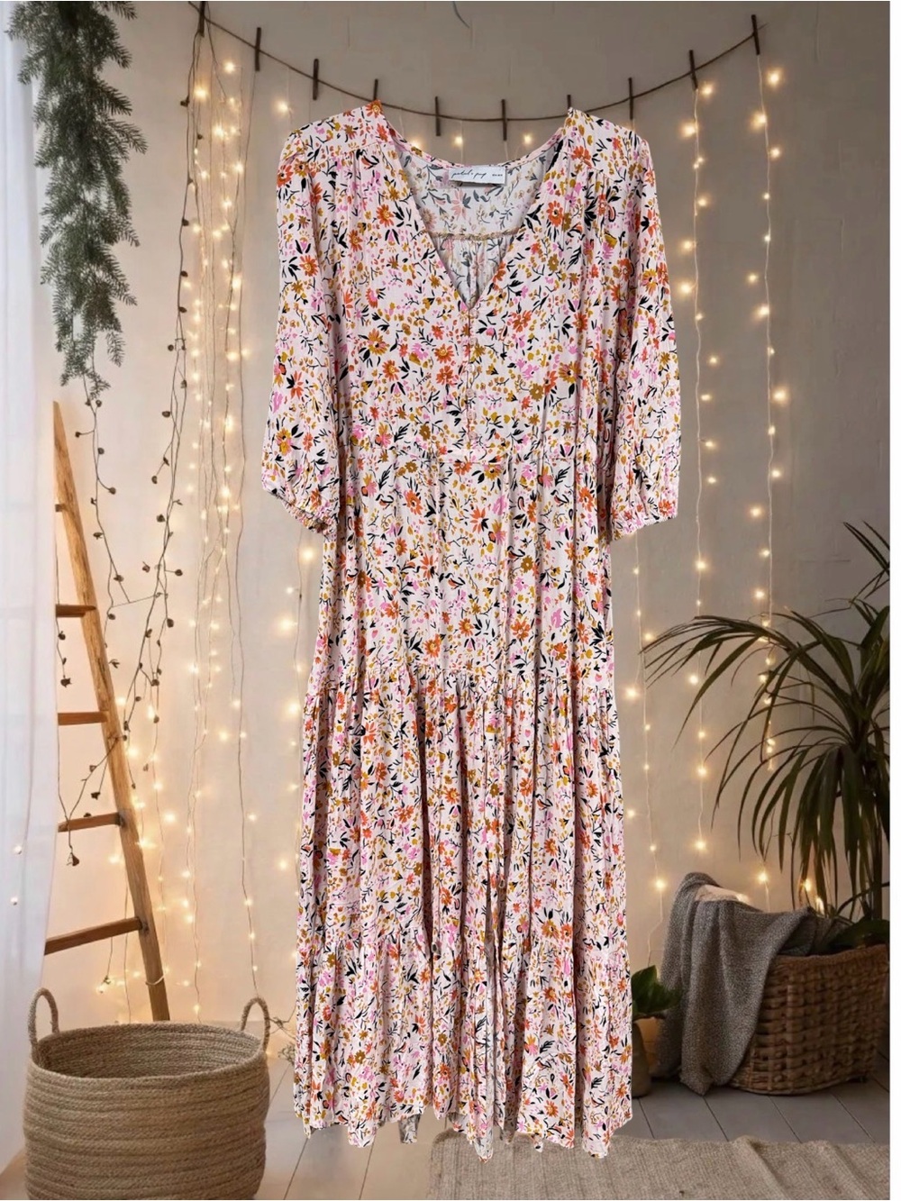 Petal & Pup Kelda Blush Pink Floral Tiered Midi Dress size medium